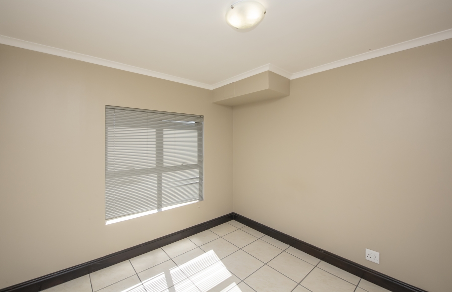 2 Bedroom Property for Sale in Brackenfell South Western Cape
